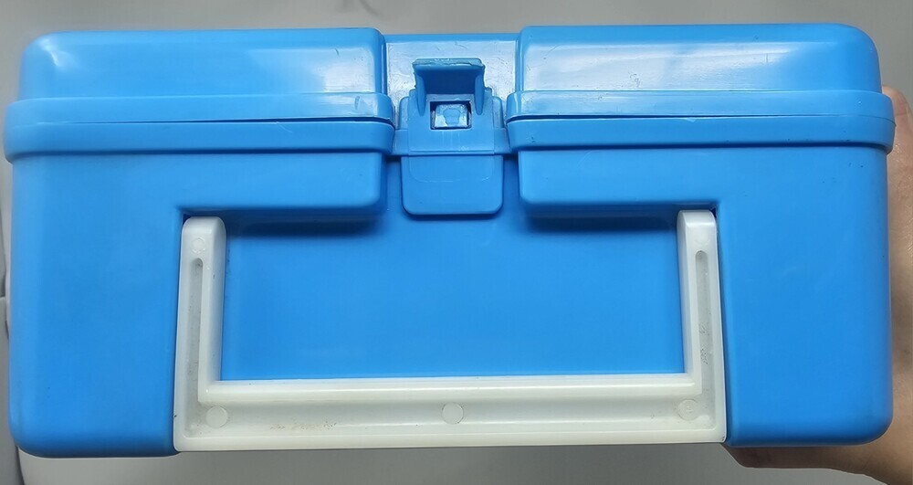 Vintage Walt Disneys Dumbo Lunch Box 80s 90s Blue Plastic USA No Thermos - Picture 4 of 9